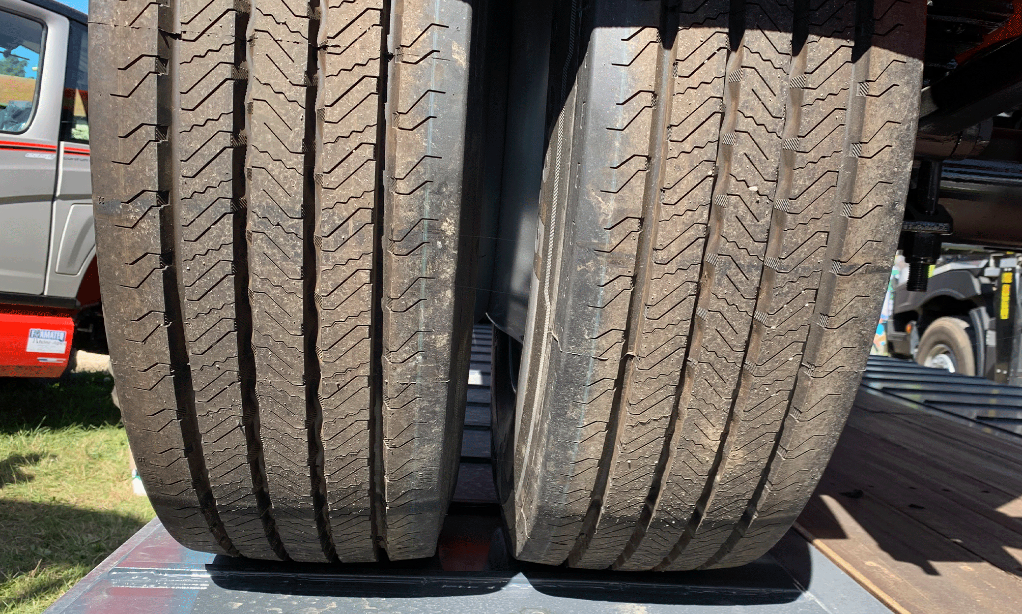 Tableau des équivalences de profils de pneus poids lourd par marque 